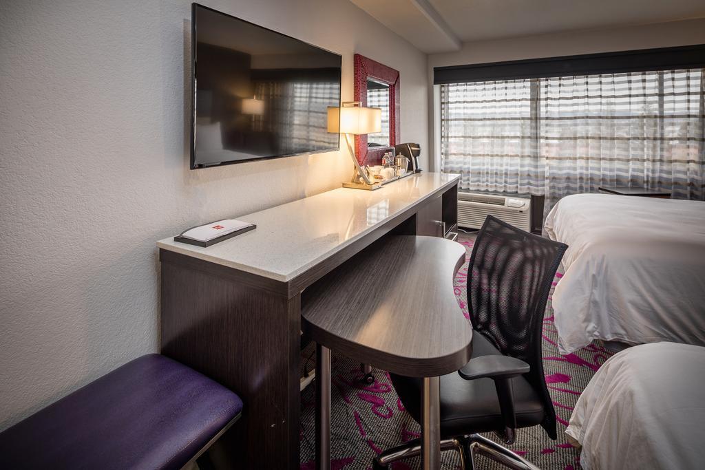 Radisson Hotel Oakland Airport Екстер'єр фото