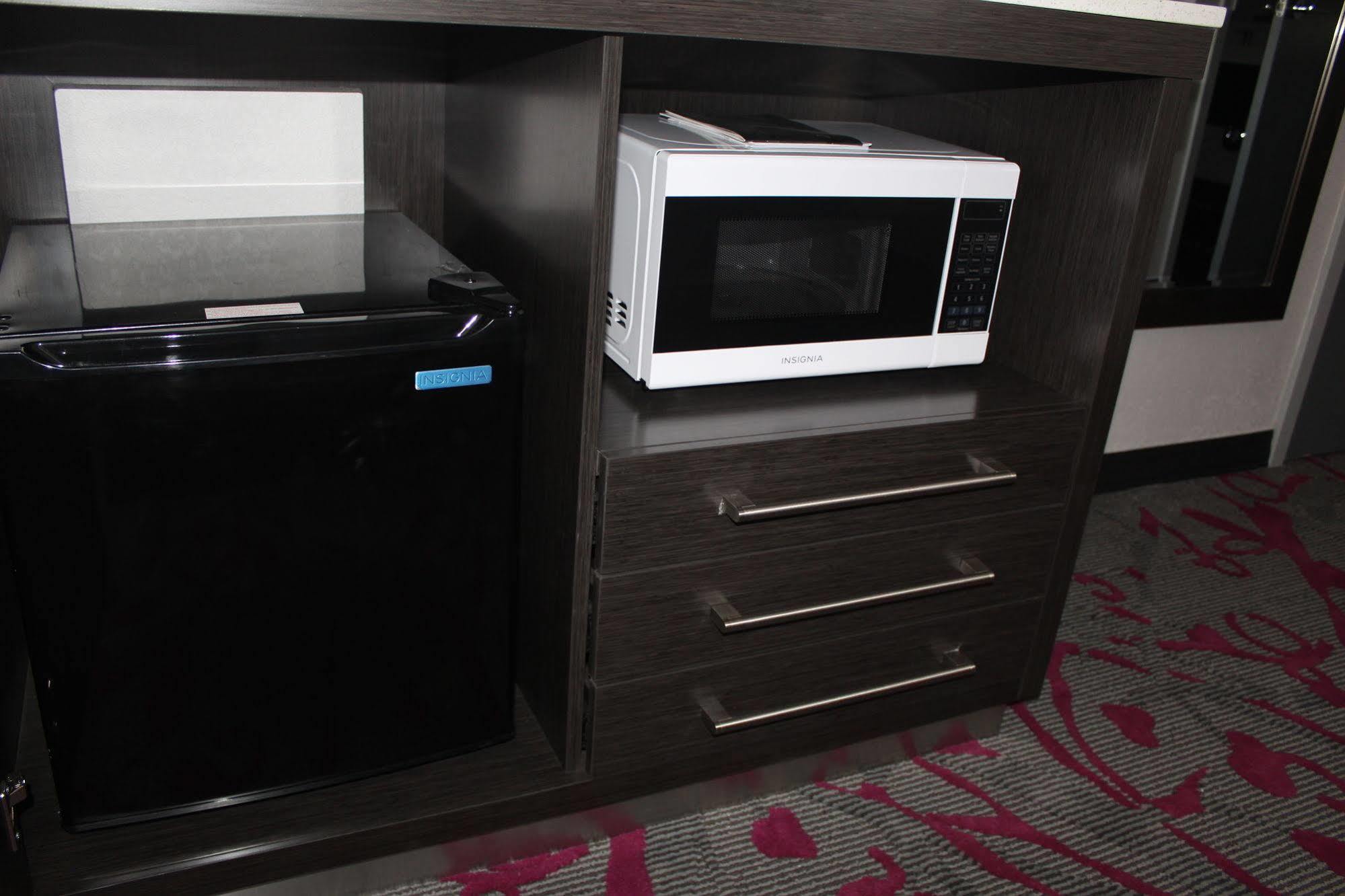Radisson Hotel Oakland Airport Екстер'єр фото